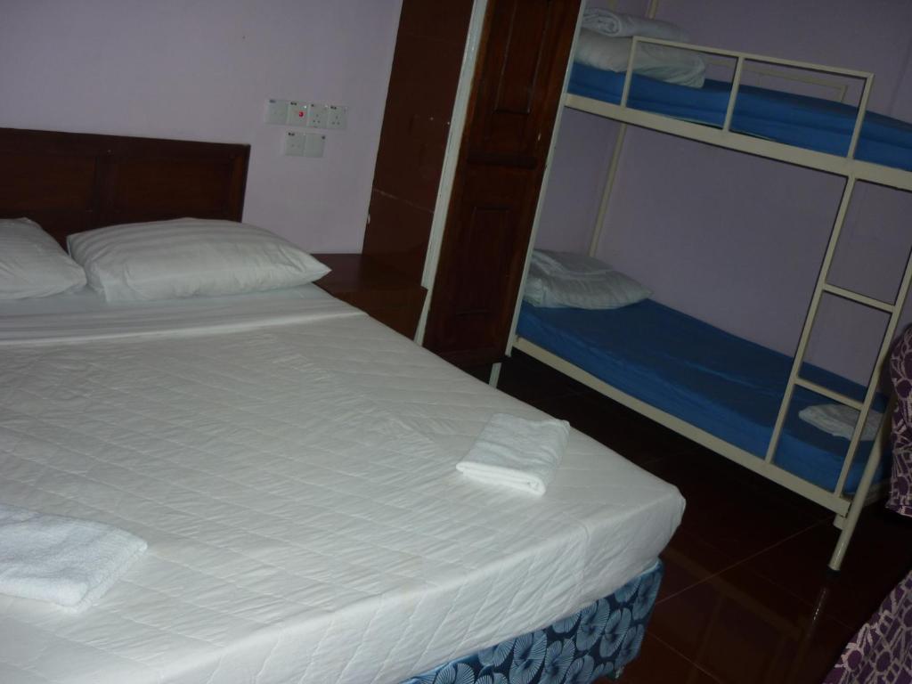 קוטה קינבלו A&J Budget Hotel חדר תמונה