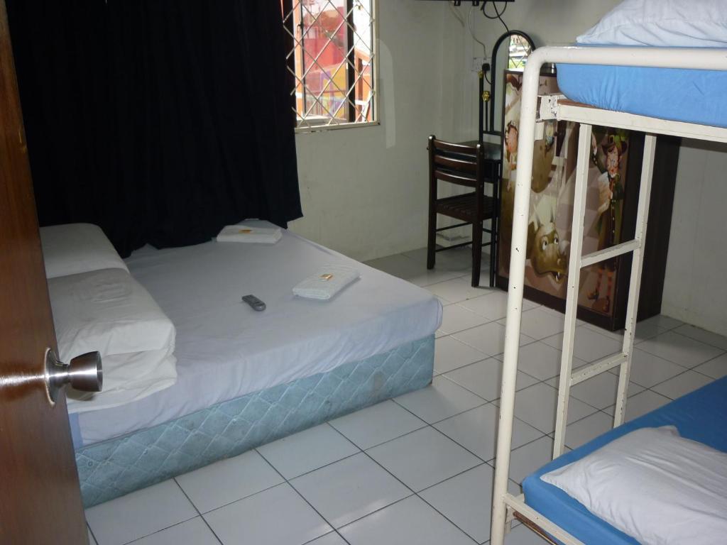 קוטה קינבלו A&J Budget Hotel מראה חיצוני תמונה